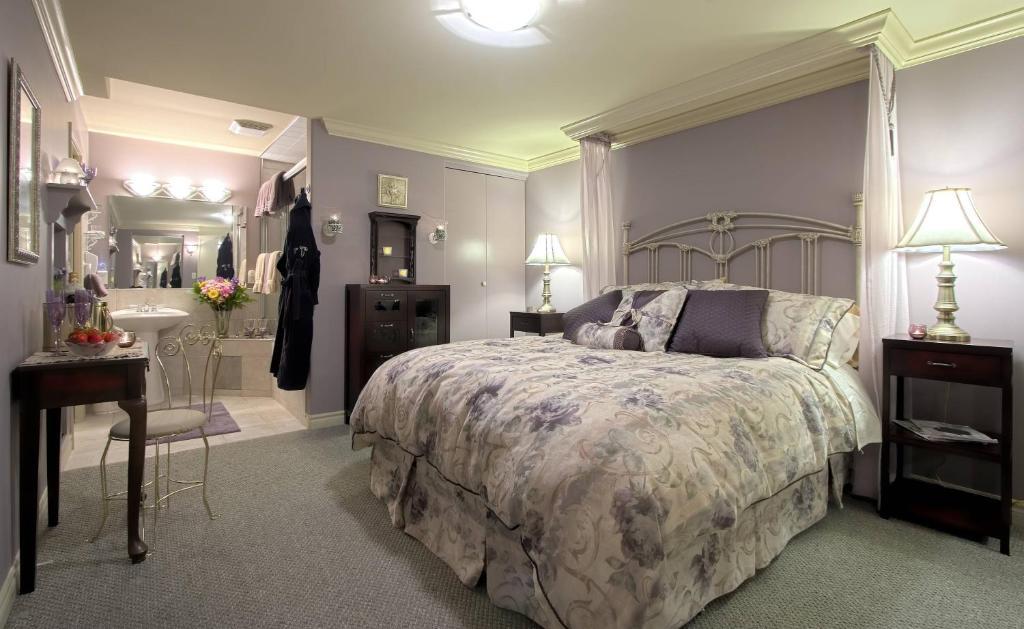 A Vista Villa Couples Retreat Келоуна Номер фото