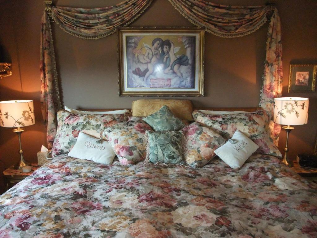 A Vista Villa Couples Retreat Келоуна Номер фото